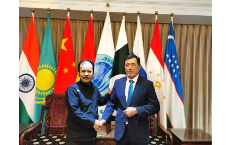 BB���Ӽ��Ŷ��³���־�����Ϻ���֯20���꽱��