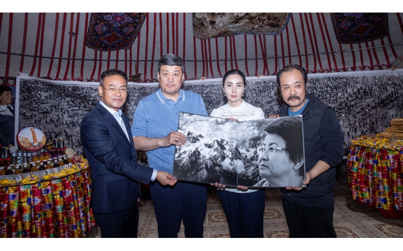 ������˹˹̹������