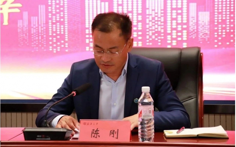 �⾭óЭ��ǣͷ BB���Ӽ��ŵȵ�λ���½���ѧ�����ѧԺ�濢ս������